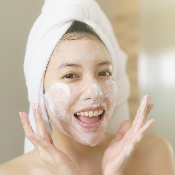 BCL Tsururi Herbal Facial Cleansing Paste Mud Pack 120g