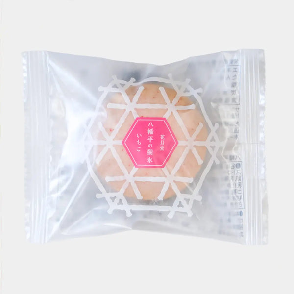Hachimantai Juhyo Strawberry Chocolate Individual Marshmallow Cake