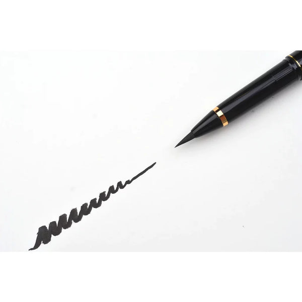 Kuretake Brush Pen Gold & Black Leather Pattern (+3 Ink Pen Refills)