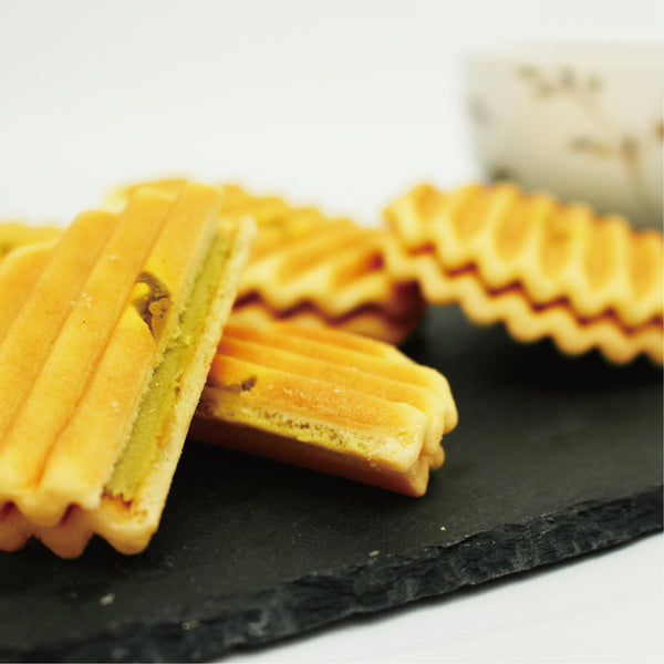 Kyo Kaori Matcha Cream Zig Zag Sandwich Cookie 1 Piece