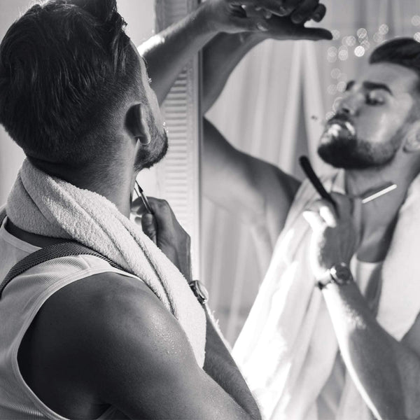 Feather Professional Artist Club Razor SS Black ACS-RB