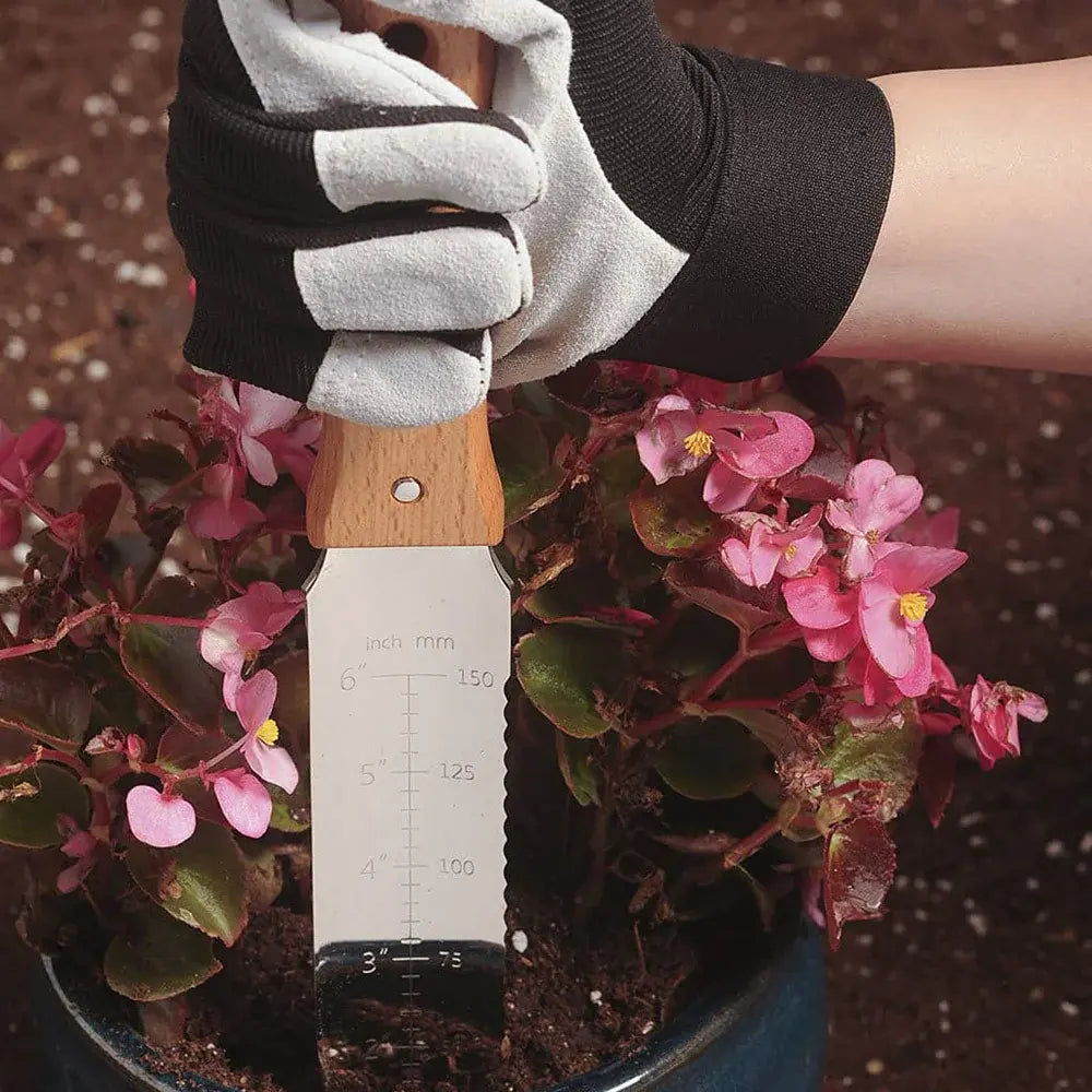 tomita nisaku gardening tools hori hori knives daitool