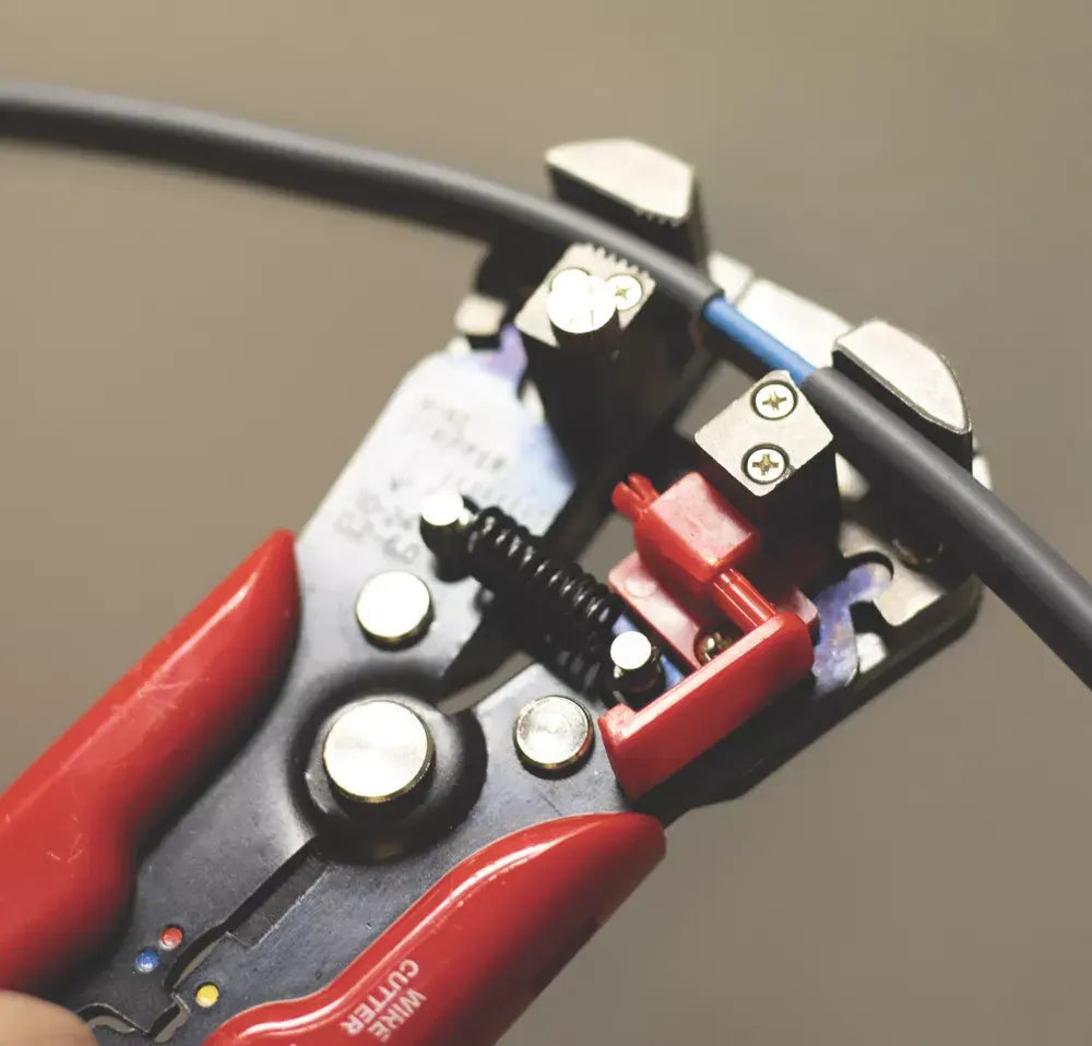 wire strippers daitool
