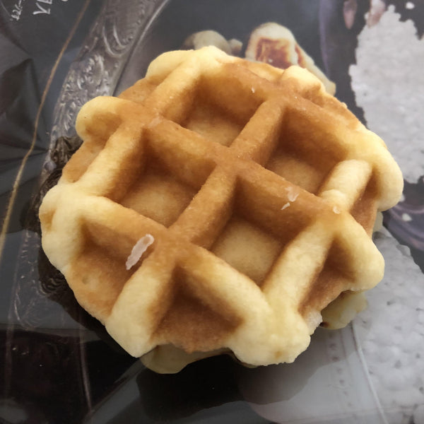 Belgian Waffle Pearl Sugar & Cultured Butter Waffle 1 Piece