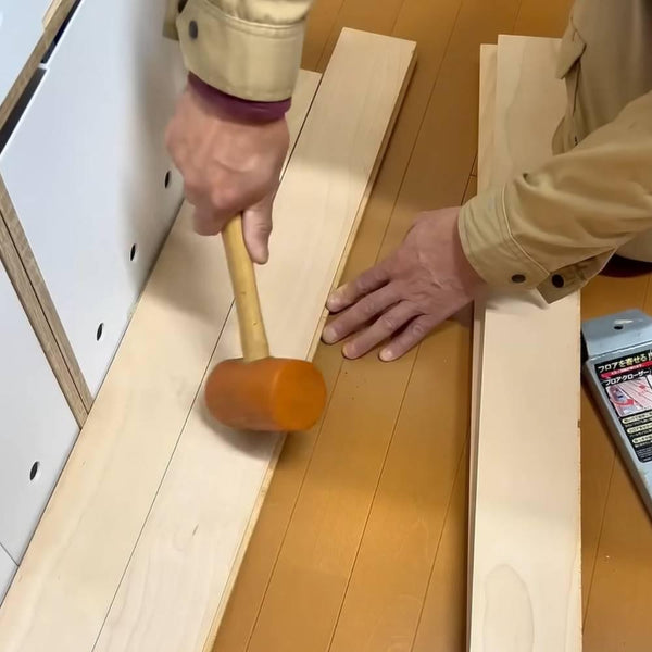 Dogyu Durable 1lb Rubber Flooring Hammer With Wood Handle