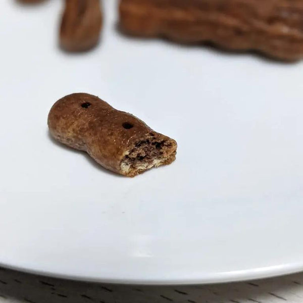 Ginbis Asparagus Chocolate Soaked Mini Asparagus Shaped Biscuits 40g