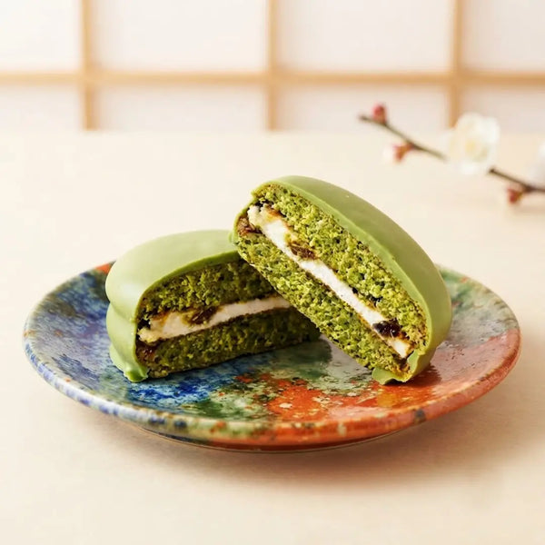 Hachimantai-Juhyo-Chocolate-Coated-Marshmallow-Cake-Matcha-Chocolate-2-2026-07-01T08:10:05.217Z.webp