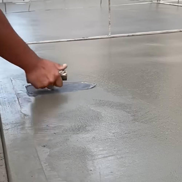 Kaneshika Finishing Trowel Versatile Wood Handle Plastering Trowel