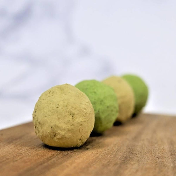 Kiyosen Uji Matcha & Hojicha Chocolate Truffles Gift Box 6 Pieces