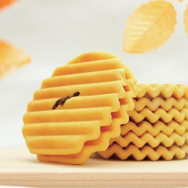 Kyo Kaori Vanilla Cream Zig Zag Sandwich Cookie 1 Piece