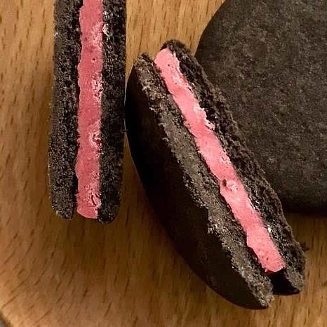 Meiji Rich Chocolate Chocolate Sand Strawberry Sandwich Cookies