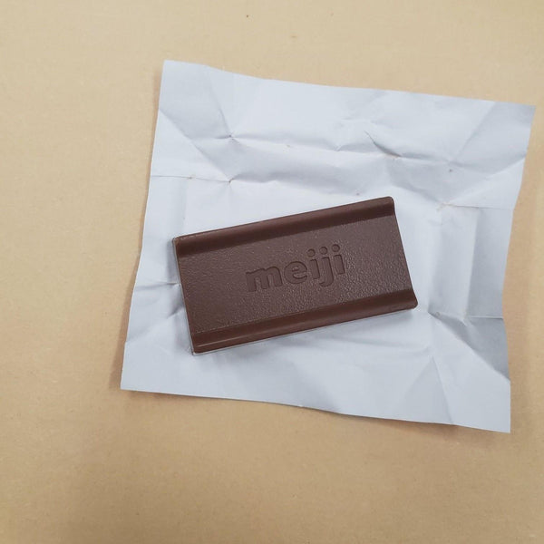 Meiji Strawberry Filled Bite Sized Chocolates 26 Pieces