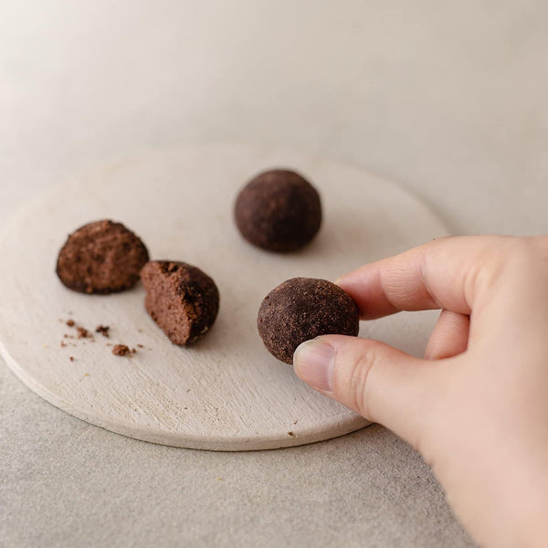 Tatatado Cacao Cookie Balls Vegan Gluten-Free Cookies 6 Pieces