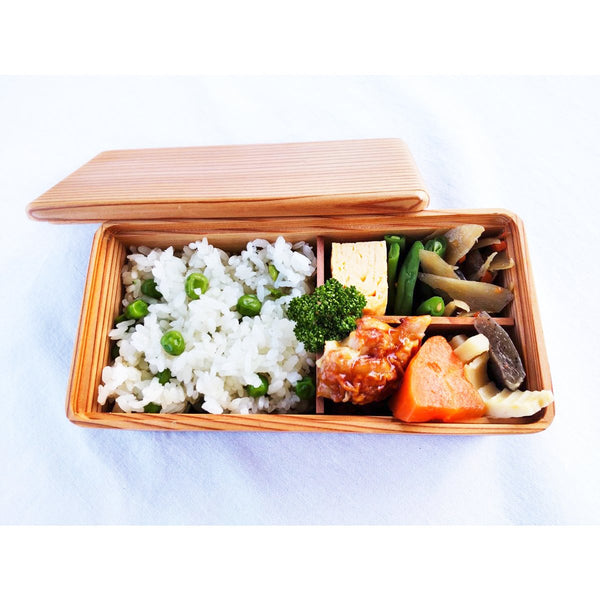 Umezawa-Ancient-Sugi-Cedar-Lunch-Box-Handmade-Wooden-Bento-Box-7-2024-07-01T08:03:36.249Z.jpg