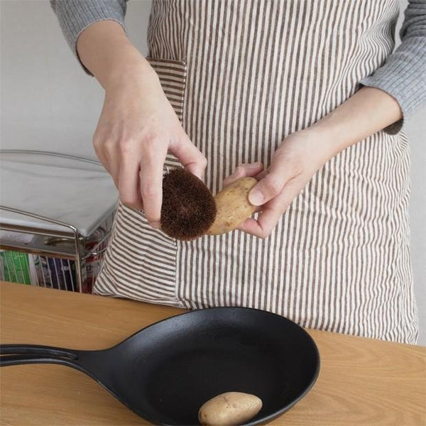 Umezawa Handmade Tawashi Eco-Friendly Gentle Palm Fiber Scrub Brush